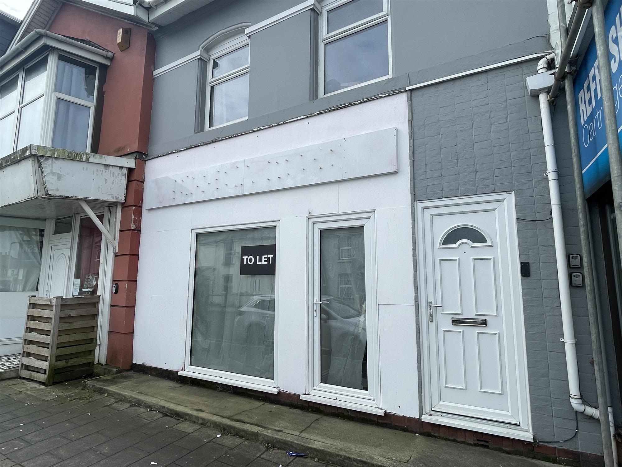 Town Centre retail premises to let