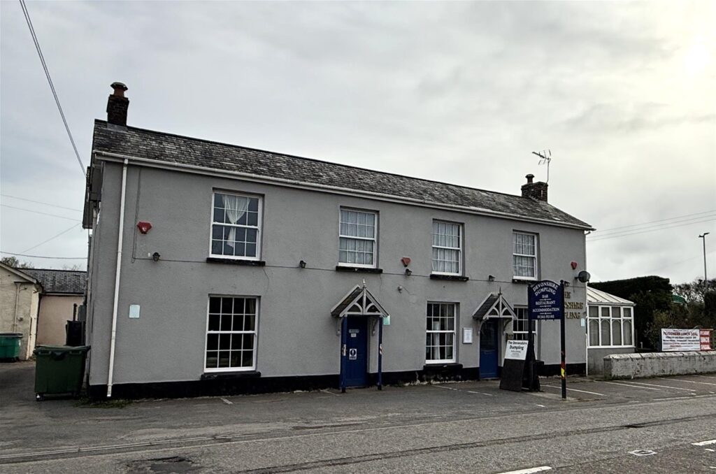 Pubs, Bars & Restaurants property in Crediton, Devon – Ref: 11388 – Image 4570