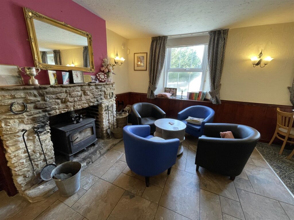 Pubs, Bars & Restaurants property in Chard, Somerset – Ref: 14679 – Image 4590