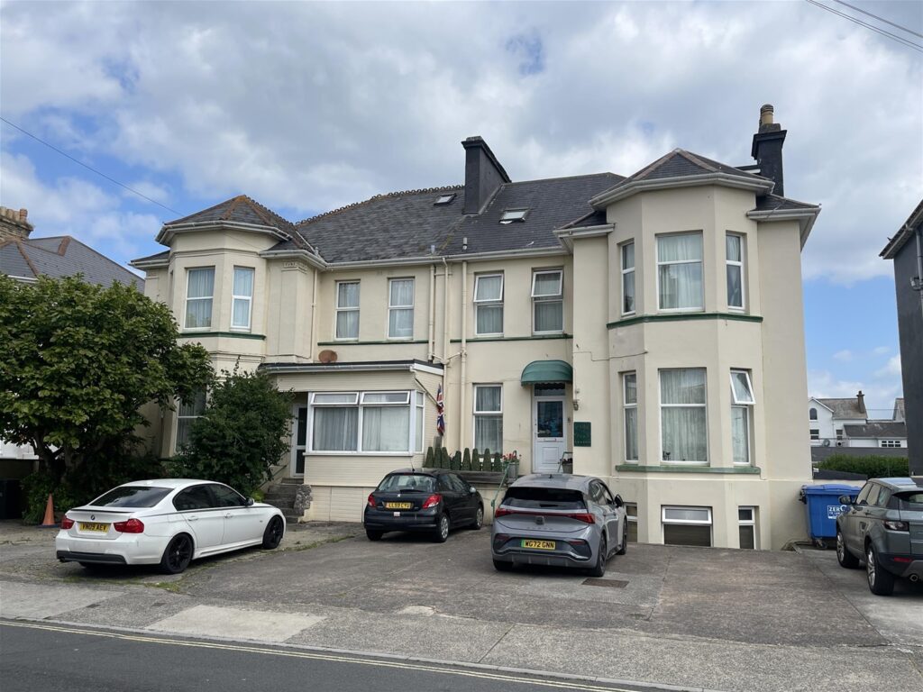 Hotels, Guest Houses and B&B's property in Paignton, Torbay – Ref: 20100 – Image 9174