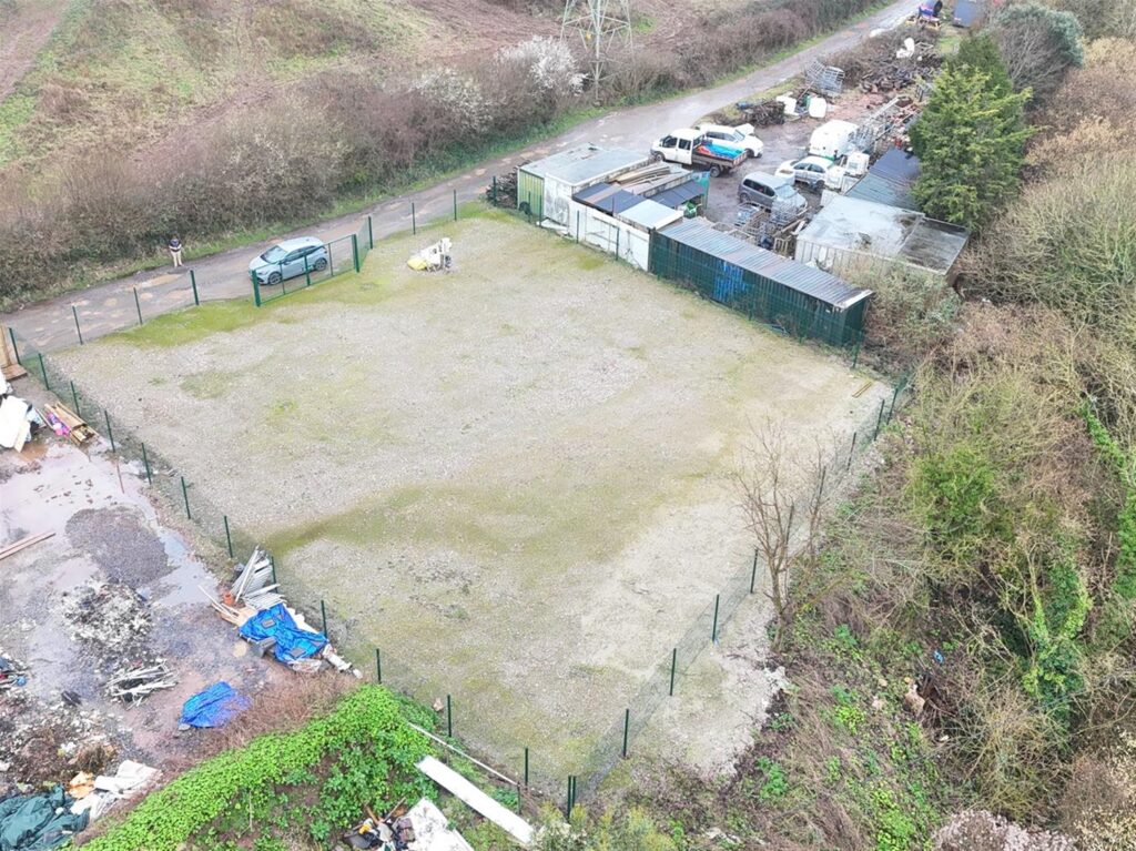 Industrial property in Newton Abbot, Devon – Ref: 34446 – Image 9282