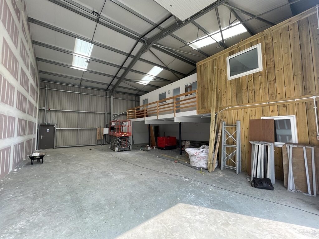 Industrial property in Devon – Ref: 34508 – Image 8006