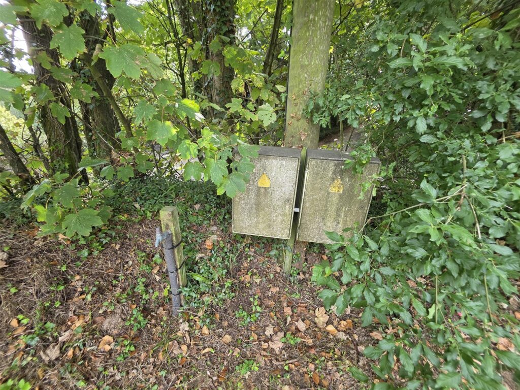 Commercial property in Kingsbridge, Devon – Ref: 34581 – Image 9031